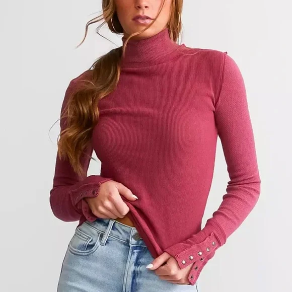 New We the Free Freya Mock Neck Thermal Top in Red - Picture 3 of 6